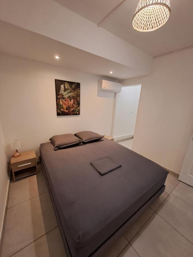 Logement Cosy T2, Centre Ville De Saint-Pierre Ngoại thất bức ảnh